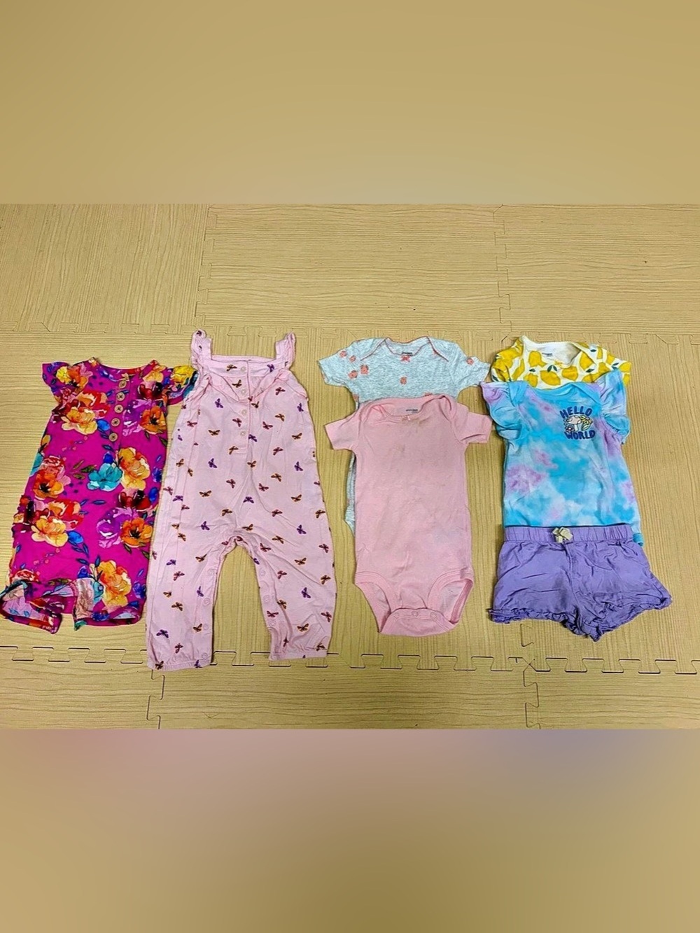 baby girl 7pcs clothing 12mos MAKE OFFERS! Check my other baby listings!